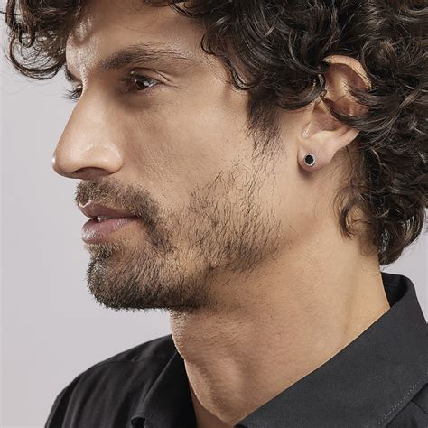 orecchini uomo eleganti